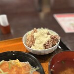 お食事処　萬揚げとん福天 - チキン南蛮2個❗️