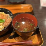 お食事処　萬揚げとん福天 - 味噌汁❗️