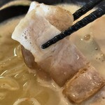 ヒャクブンノイチ - 豚チャーシューリフト