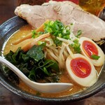 博多豚骨うまか丸