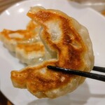 青竹手打ちラーメン 大和 - 焼餃子リフト