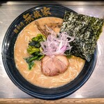 無敵家 - げんこつ麺(麺大盛) ¥1000