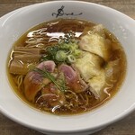 ラーメン ドゥエ エド ジャパン - 醤油らぁ麺　1,380円