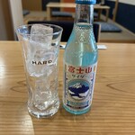 だもんで餃子 - 富士山サイダー