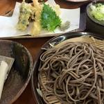 Soba Dokoro Fukusou An - ざるそば（太麺）＋天ぷら