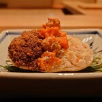 淡流 - 前菜(勢子蟹(外子、内子、身、底にシャリ))