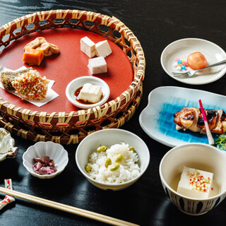 豆腐料理とおばんざい まるたけえびす豆八 京都 先斗町_1