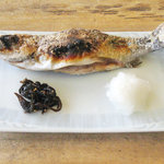 Inariya - 鱒の塩焼き