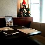 ビストロカフェ　ラピス - ★クリスマスバージョンの店内