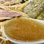ラーメンショップ - スープもラーショらしい塩味が美味しい