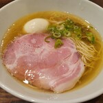 町田汁場 しおらーめん 進化 - 味玉塩らーめん 1,200円