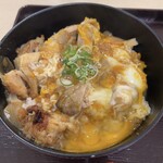 親子丼と鶏料理 鶏山賊 - 
