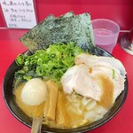 横浜家系ラーメン 宮里家 - 
