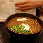 こんぴら茶屋 - （2014年再訪）大きなレビュアーさんは、旨そうなカレーうどんを発注♪