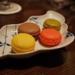 表参道うかい亭 - 小菓子（マカロン） 2014.12.2x