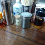 ふくちゃんラーメン - 卓上