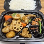 大戸屋 - 料理写真:すけそう鱈と野菜の黒酢あん弁当