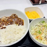 吉野家 - 料理写真:牛オムハヤシライス / 生野菜サラダ