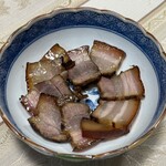 湖南四川料理 湘厨 - 40分蒸した腊肉（中華ベーコン）