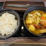 CoCo壱番屋 - 料理写真:ローストチキンスープカレーご飯小盛