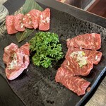炭火焼肉 元ちゃん - 