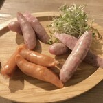 KADOKICHI - ソーセージ3種盛り