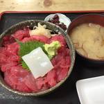 寿司吉 - 中落ち丼７５０円