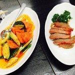 中国家庭料理 神洲之華 - トマトとアボガドのサラダ&ちゃーしゅー