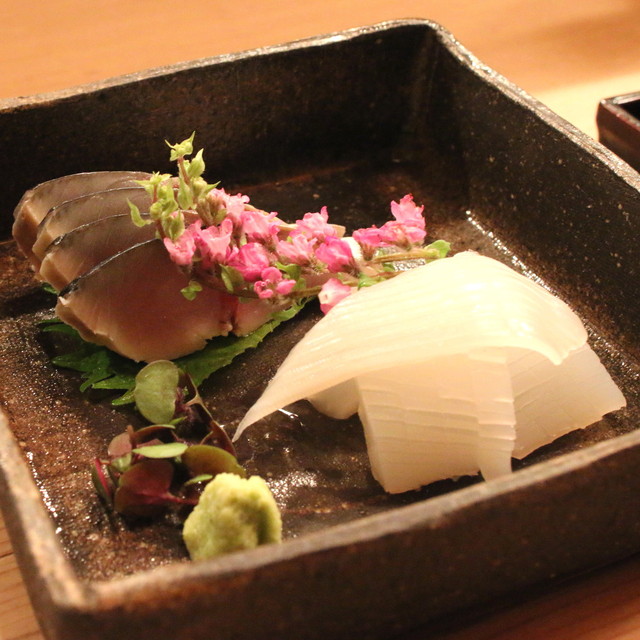 Akasaka Tsuyama photo 2