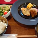 ビストロカフェ ももてなし家 - 