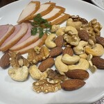 大衆酒場 ヒキニクロータス - 