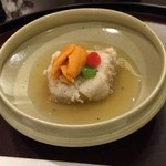 日本料理 太月 - 先附け　くるみ豆腐　白線揚げ　生雲丹とパプリカ　薄葛餡　2014-12