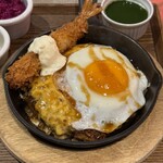 ハンバーグ つむぐ亭  - 