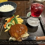 MEAT BAR BUTCHER Trico - 石垣牛ハンバーグ150g 1,680円+ライス・サラダ・ドリンクセット600円