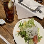 アニバーサリー - レモンティーとサラダ(イタリアンドレッシング)
