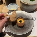 やきとり割烹 旬季 - 甘納豆のチーズ最中と卵ムース