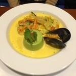サリュー - 真鱈とムール貝のスープ仕立て　ブロッコリーのフラン添え　2014-12