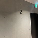 REnatre - 2階に隠れ家のような店