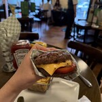 シェイクツリー バーガー＆バー - 