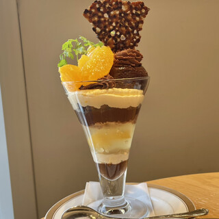 丸福珈琲店 ザ・パーラー_2