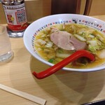 どうとんぼり神座 - 料理写真:おいしいラーメン820円