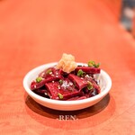 焼肉やっちゃん - こころ刺し 880円