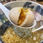 まるげん - くずれたところは火が入っているが、中はとろとろ