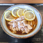 日和製麺 徳重店 - 蒸し鶏のぶっかけレモン（冷）