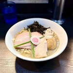 中華そば いづる - 味玉濃厚煮干しそば