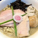 中華そば いづる - 味玉濃厚煮干しそば