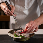 神山町かねなり - 盛りつけシーン