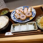 米処 神米 - 南の島ロースカツ（180g）定食+ミンチカツ