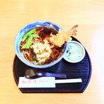 やぶ善 - 時代に合わせた心遣いで、レンゲも添えられています。