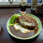 ブルドッグ 銀座 クラフトビール World Beer Pub＆Foods - ジャンボハンバーグカレー（ランチ）